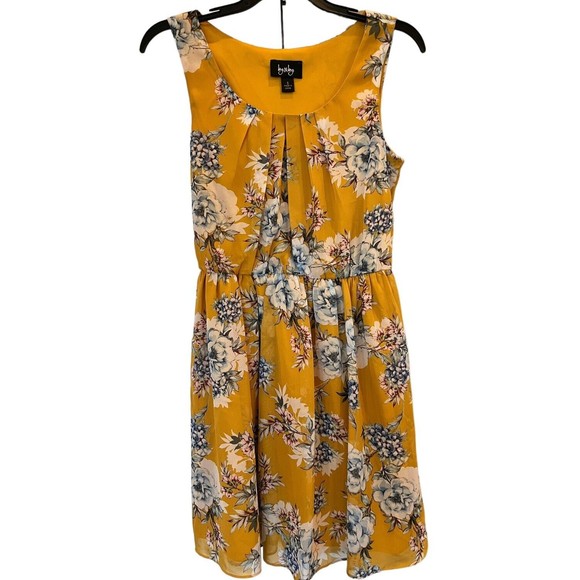 by & by Dresses & Skirts - By & By Dress Sleeveless Womens Small Yellow Floral neckline Chiffon lined